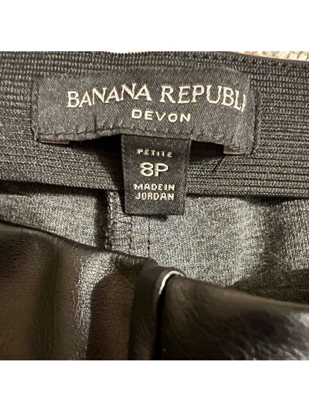 NWOT Banana Republic Vegan Leather Devon Legging Pants 8 Petite - Picture 7 of 8